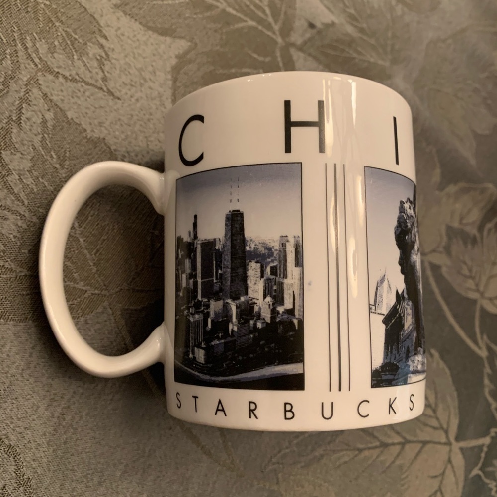 Starbucks Original! You are here mugs- Chicago